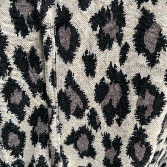 Scott x Scott Leopard Print Duster Long Line Cardigan Beige and Black w/Pockets - Picture 6 of 10